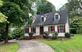 1207 N. Peace Haven Rd-3BR/2.5BA-Sherwood Forest HOUSE!!