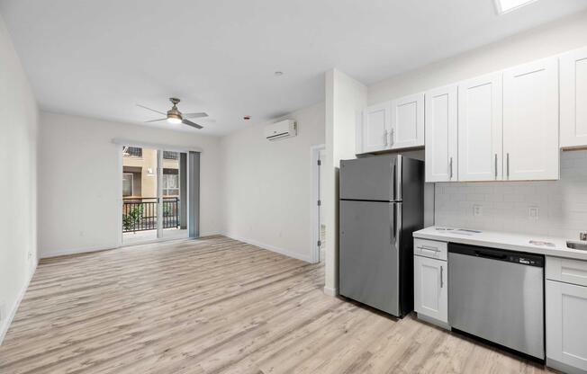 1 bed, 1 bath, 557 sqft, $2,260