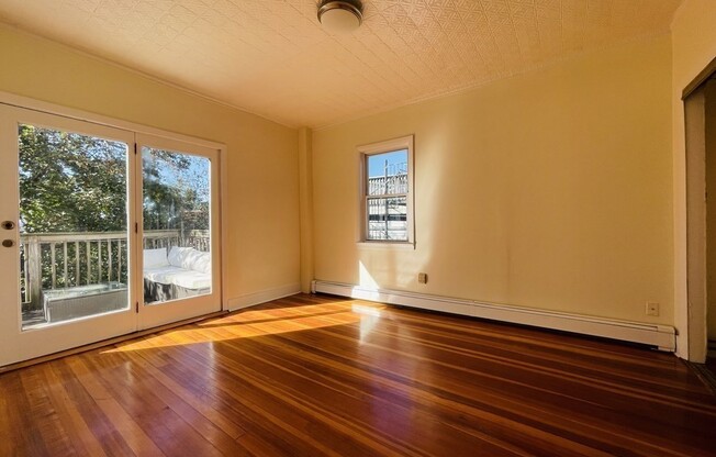 5 DIXFIELD ST