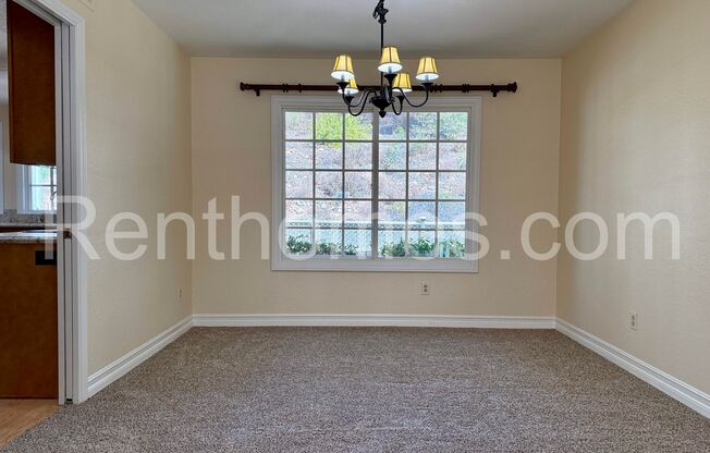 Scripps Ranch, 10384 Barrywood Wy, 1BR/BA Down, Granite Counters, AC, 2 Fireplaces, 3 Car Garage.
