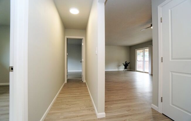 2 beds, 1 bath, 1,000 sqft, $1,975, Unit 64-14