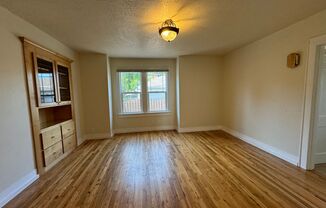 2 beds, 1 bath, $1,795