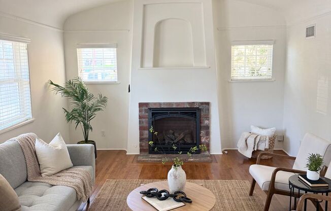 3560 64 SYDNEY PL