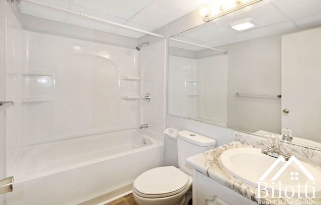 1 bed, 1 bath, 620 sqft, $1,525, Unit 266-02