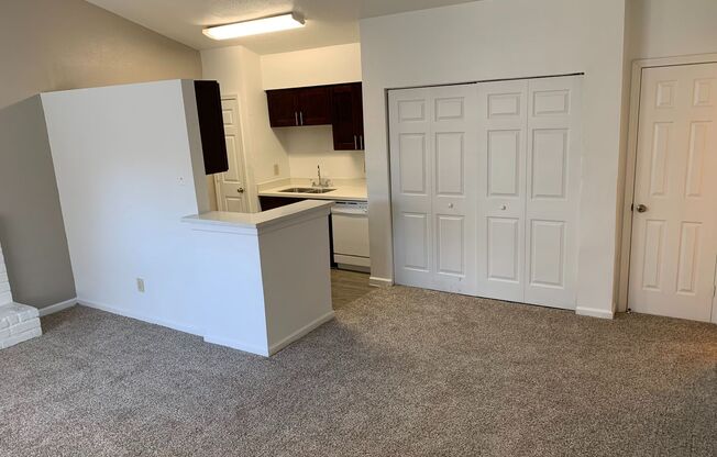 2 beds, 2 baths, 1,038 sqft, $1,125, Unit 3303