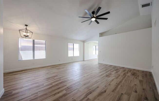 Beautifully renovated 3 bedroom 2 bathroom in great neighborhood!