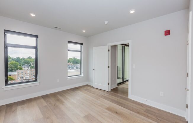 2 beds, 2 baths, 897 sqft, $3,983, Unit Apt # 410