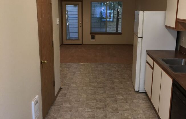 hang04 1772 Hilyard St Eugene, OR 97401