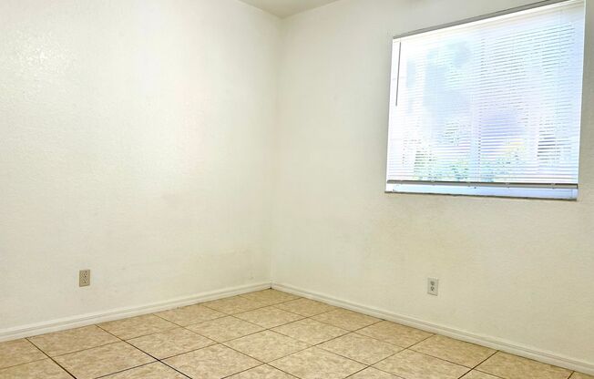 2 beds, 2 baths, 1,087 sqft, $1,450, Unit 1109 Unit 3