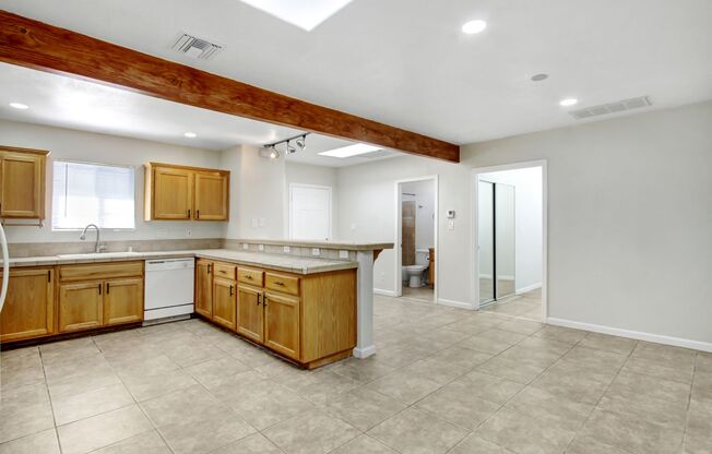 Foothill Villa