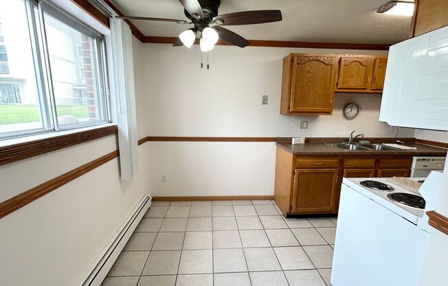 1 bed, 1 bath, 550 sqft, $665, Unit 2541-103