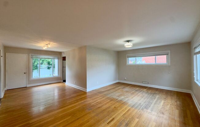 Charming 3BD/2BA Home in Kings Ridge, MD!