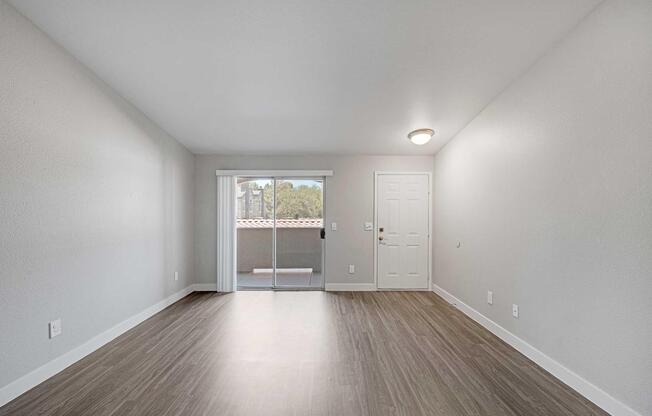 2 beds, 2 baths, 1,052 sqft, $1,605