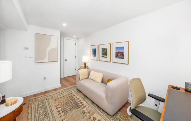 259 4 AVE
