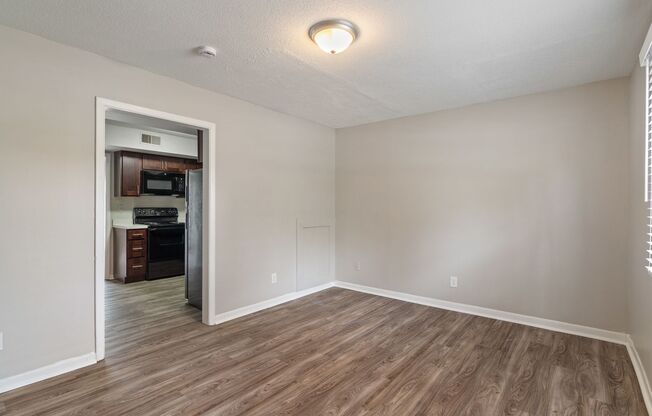 3 beds, 2.5 baths, 1,490 sqft, $1,650, Unit 5402