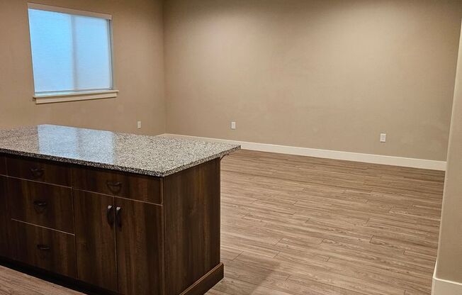 Cute-Modern 2 Bedroom Apt for Rent in Orem