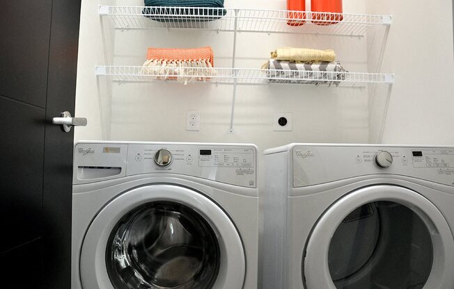 Fulton Place - Laundry