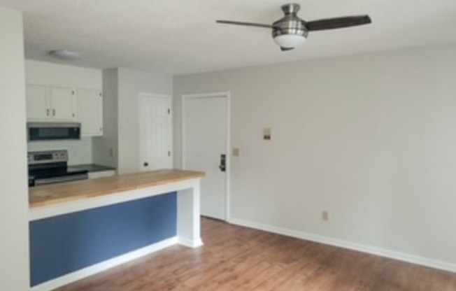 2328 D W VANDALIA RD