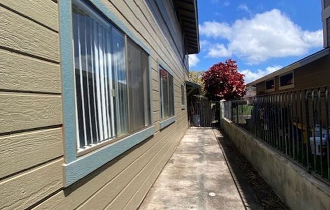 3 bed, 2.5 bath, 2 car garage-single family home in Royal Kunia!