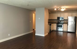 3 beds, 1 bath, 1,004 sqft, $1,995, Unit #4