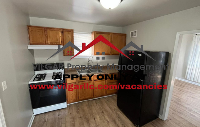 Newly Remodeled 2 bedroom House w/ Basement
