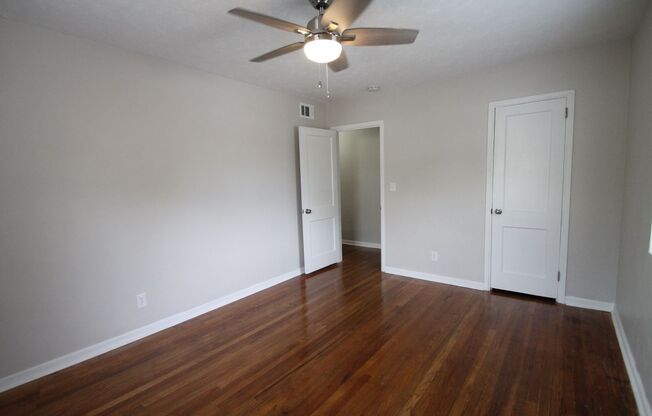 2 beds, 1 bath, $1,150