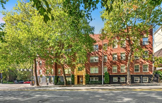 5th & Mercer Apartments