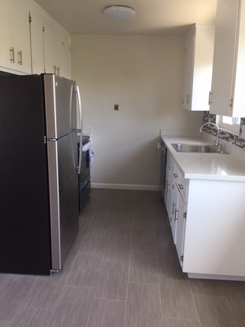 2 beds, 1 bath, 741 sqft, $2,295, Unit 1246-4