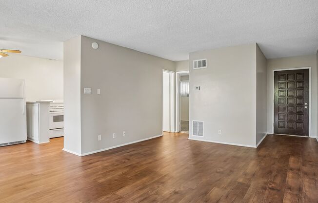 1 bed, 1 bath, 775 sqft, $2,545, Unit 41