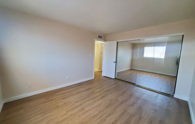 2 beds, 1 bath, 850 sqft, $1,395, Unit 214