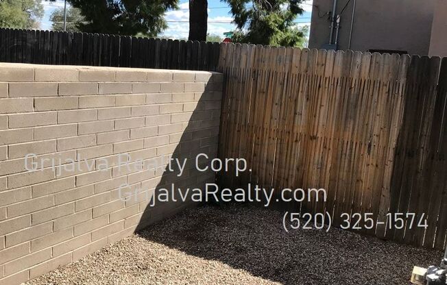 2 beds, 1 bath, 900 sqft, $1,150, Unit 3005