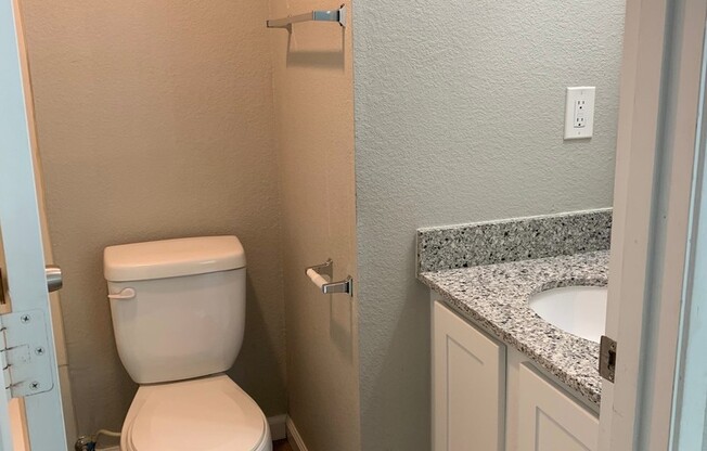 3 beds, 2 baths, 643 sqft, $1,950, Unit C103