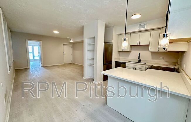 2121 Milligan Ave
