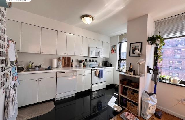 1 bed, 1 bath, $3,950, Unit 9B