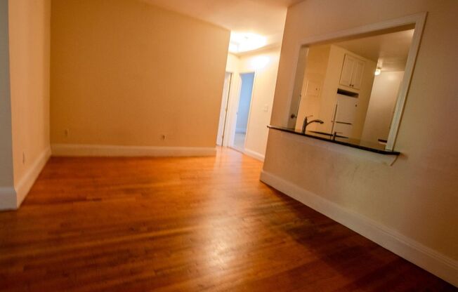 4 beds, 1.5 baths, $5,167, Unit 62 Egmont St. #1