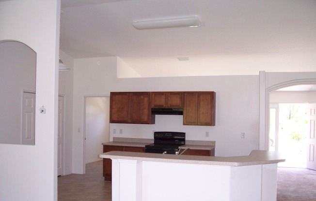 Lehigh Woods Lots of living space in this 3 bedroom, 2 bath home