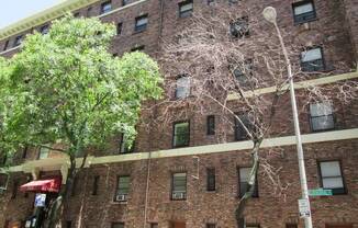 1 bed, 1 bath, $945, Unit 1D