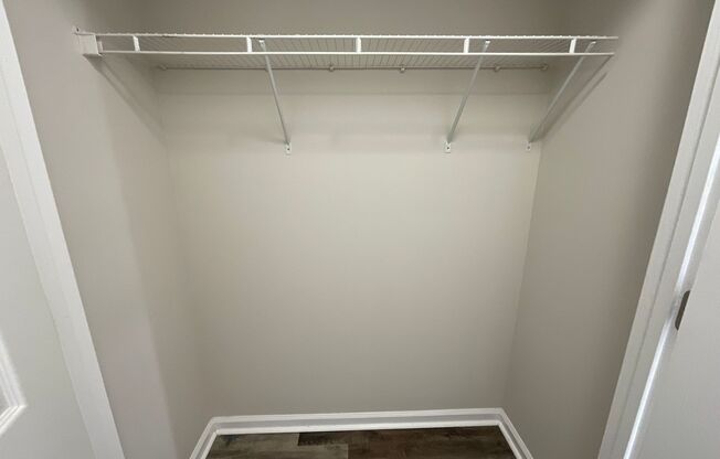 1 bed, 1 bath, 765 sqft, $1,125, Unit 2700-4