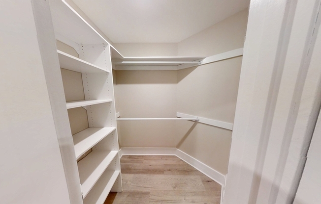 1 bed, 1 bath, 600 sqft, $3,600, Unit 5