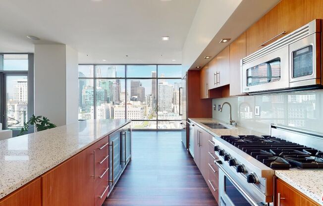 2 beds, 3 baths, 1,660 sqft, $6,000, Unit 1616