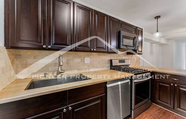 2 beds, 2.5 baths, $2,100