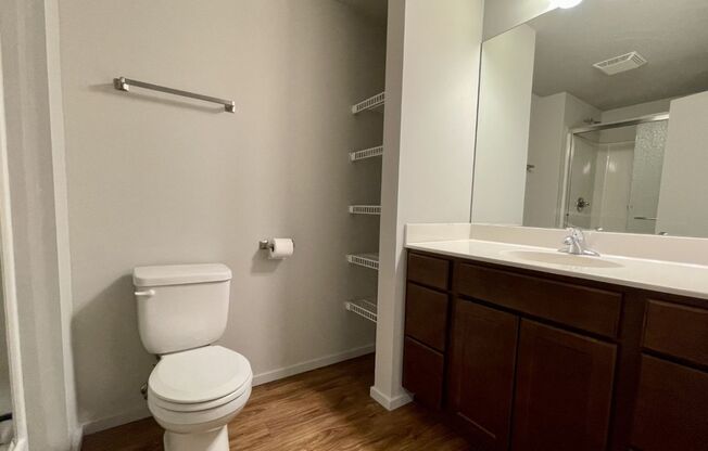 1 bed, 1 bath, 778 sqft, $1,045, Unit 121