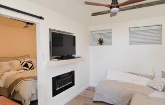 1 bed, 1 bath, $2,870