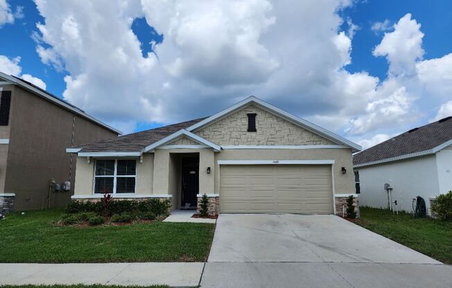 Gorgeous 2020 Construction, LIKE NEW!!! 3-Bedroom, 2-Bathroom