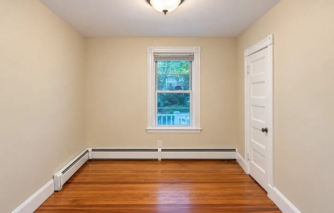 3 beds, 2 baths, 1,500 sqft, $4,450, Unit 1