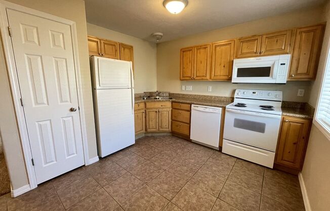 2 Bed / 1.5 Bath Townhouse - Idaho Falls