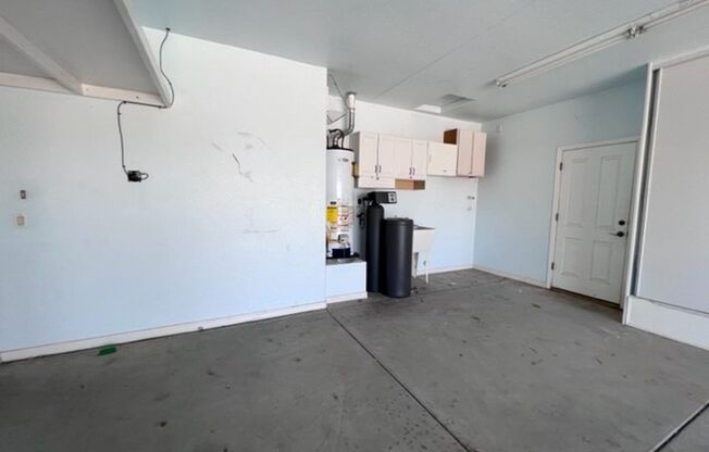 3 beds, 2 baths, $1,900