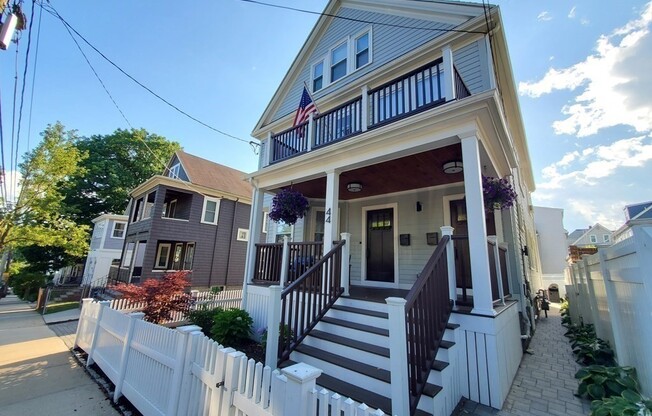 44 BELMONT ST