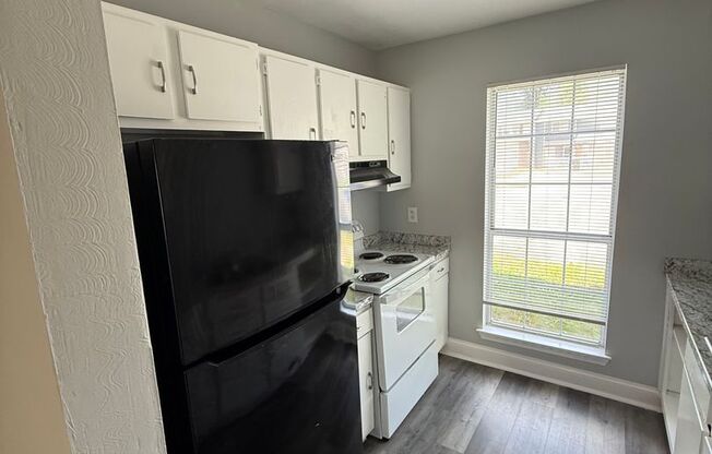 Move-In Ready 2BR Home Near Coast Guard Base!