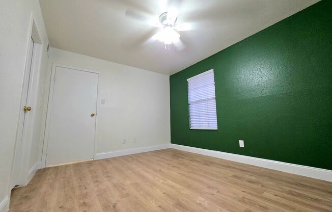 1 bed, 1 bath, 617 sqft, $899, Unit 1215